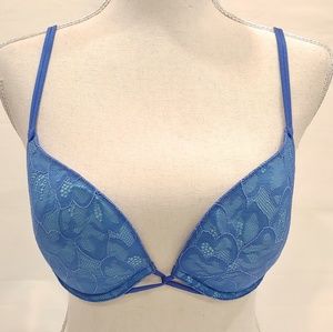 2 for 1 Victoria's Secret Very Sexy Push Up Bras